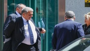 Barcelona calm about renewals of prodigious La Masia duo, agreements almost sealed